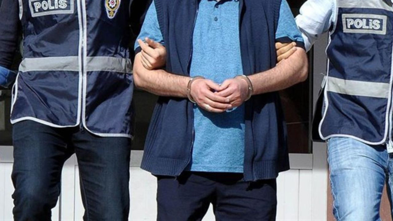 15 yil 6 ay hapis cezasi bulunan firari operasyonla yakalandi Z3vxjlw6