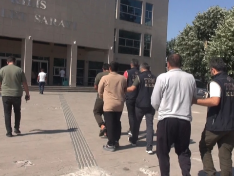 Teror orgutu iside operasyonda 7 tutuklama aQ1IXEmp